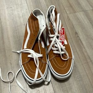 NWT Vans Sk8 Hi Brown Tan